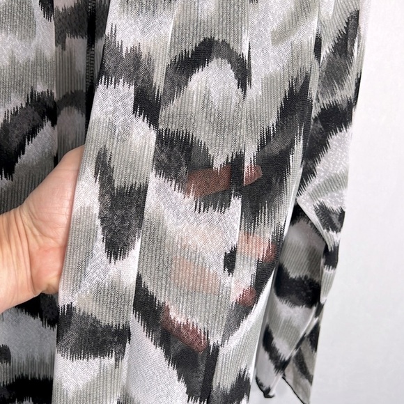 Black, White, and Grey Animal Print Full Length Duster size M - Picture 2 of 5